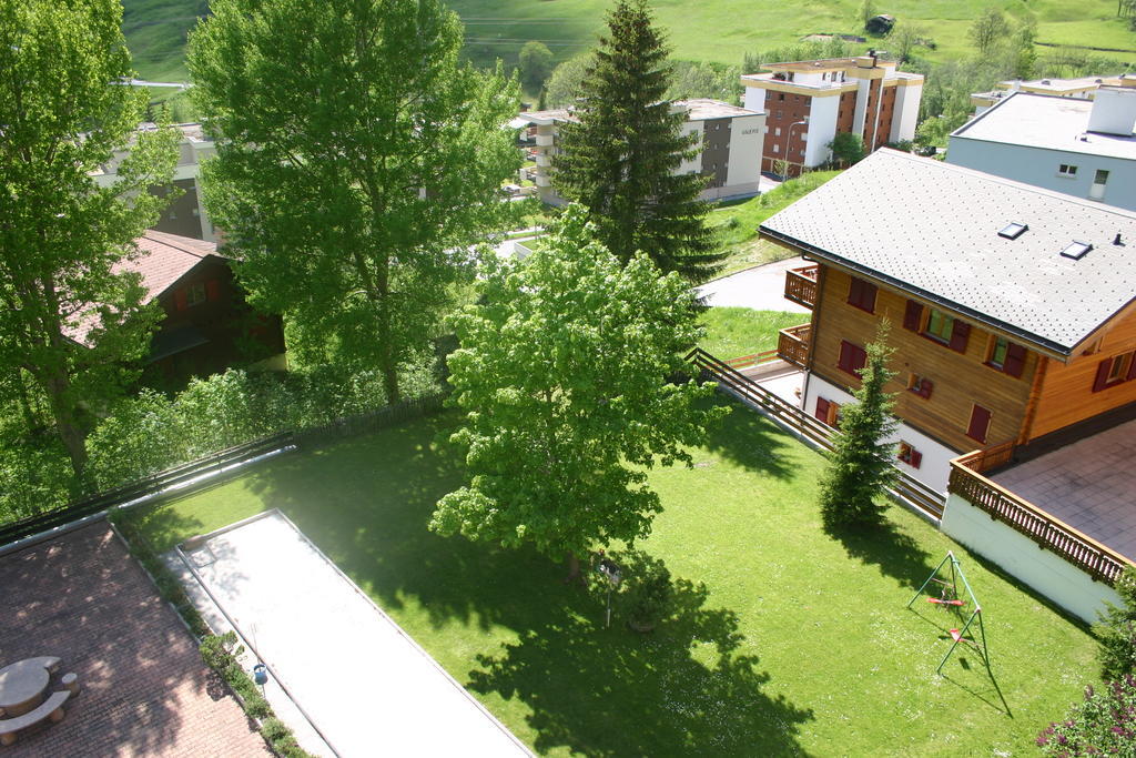 Alfa Appartements Superior ลอยเคอร์บัด ห้อง รูปภาพ